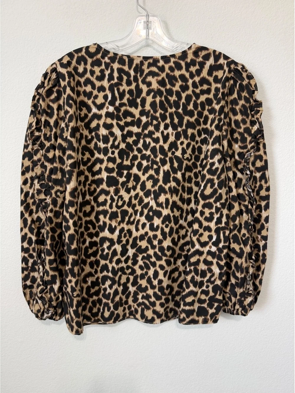 J. Crew Ruffled 3/4 Sleeve Round Neck Animal Print 100% Cotton Blouse Size M